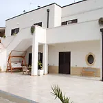 All'ombra Del Carrubo - Bed & Breakfast