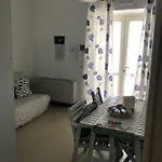 All'ombra Del Carrubo - Bed & Breakfast