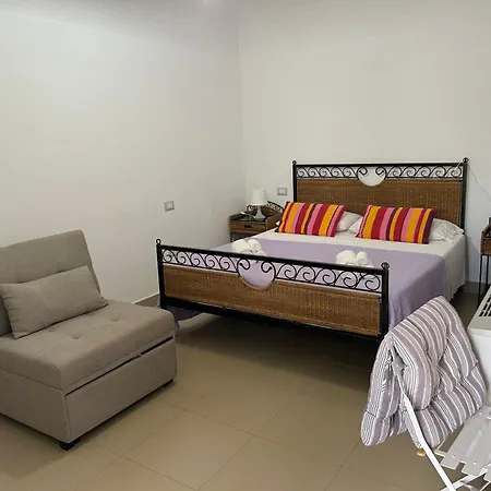 All'ombra Del Carrubo - Metaponto