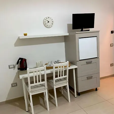 All'ombra Del Carrubo - 4*