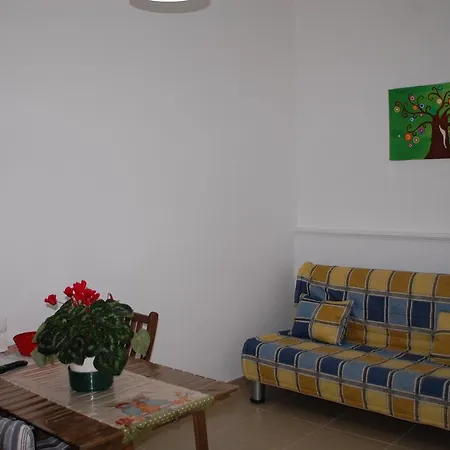 Bed & Breakfast All'ombra Del Carrubo -