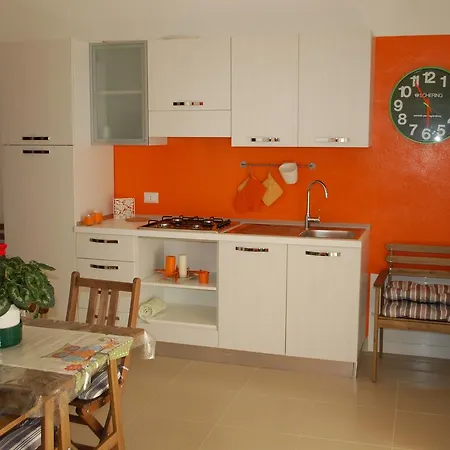 All'ombra Del Carrubo - Bed & Breakfast 4*