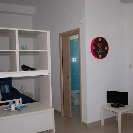 All'ombra Del Carrubo - Bed & Breakfast