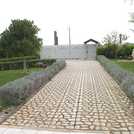 All'ombra Del Carrubo - Bed and breakfast 4*