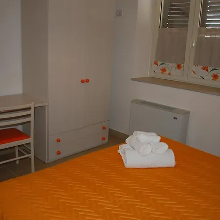 Nocleg ze śniadaniem All'ombra Del Carrubo - 4*