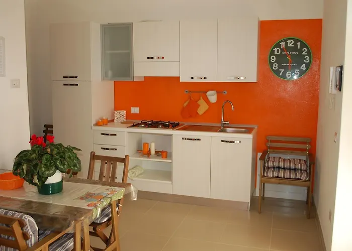 All'ombra Del Carrubo - Bed & Breakfast 4*