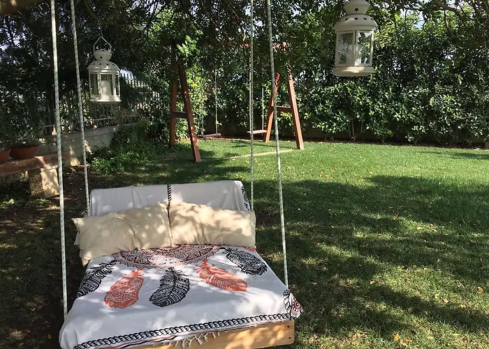 All'ombra Del Carrubo - Bed & Breakfast 4*